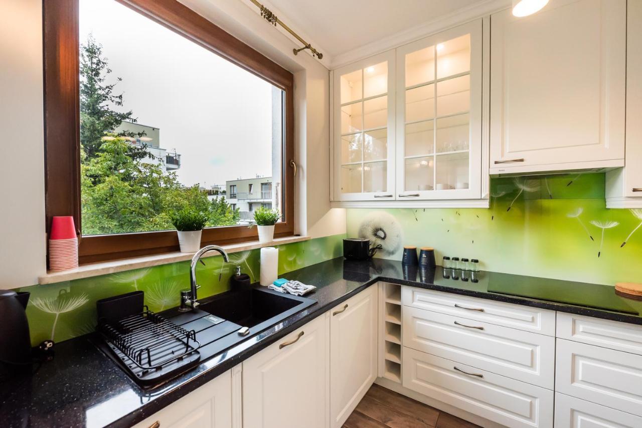 Prestige Verdant Apartment ワルシャワ エクステリア 写真